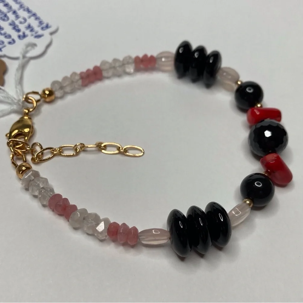 Desert Beads striking artisan